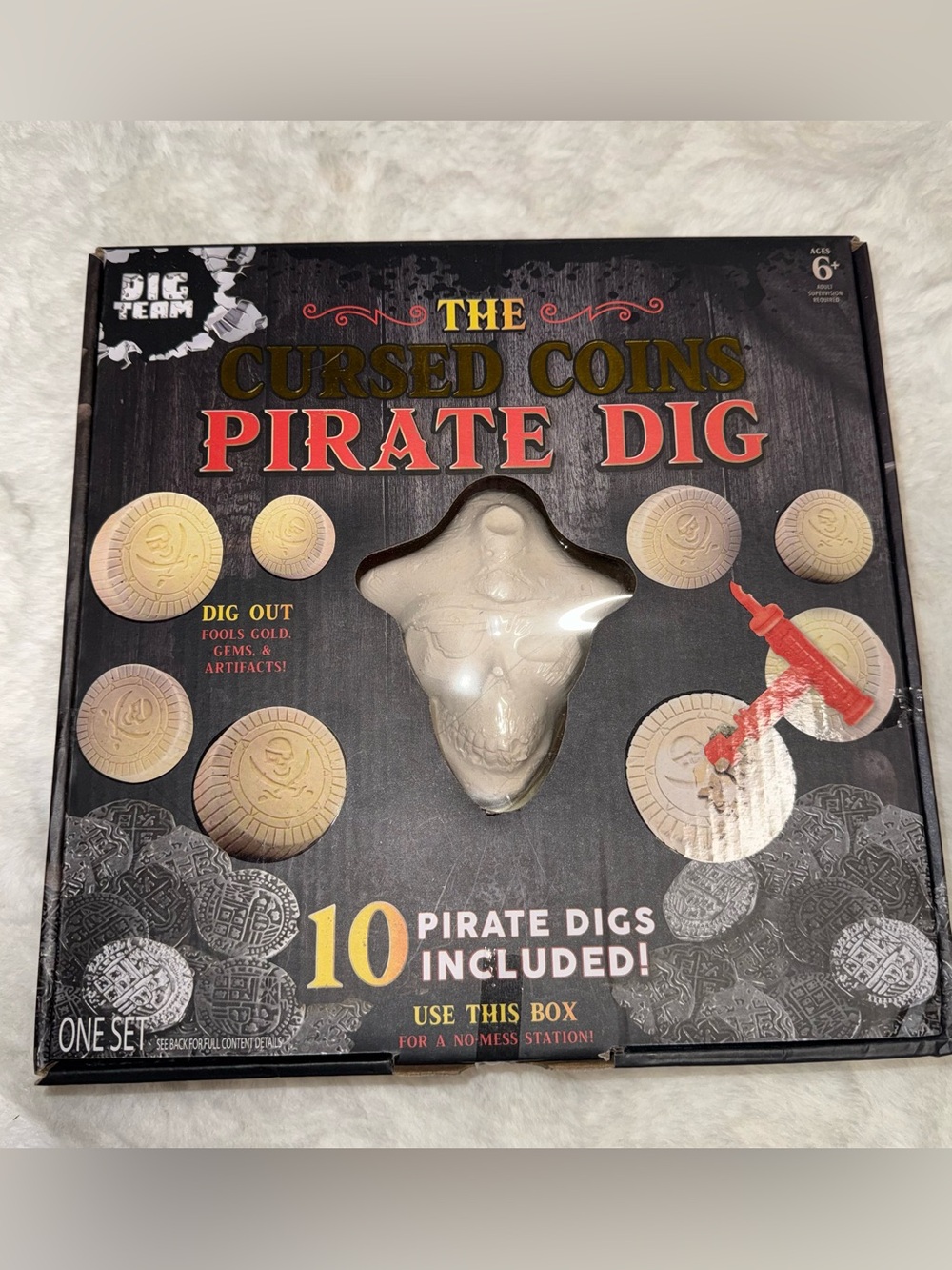 NEW the cursed coins pirate dig set